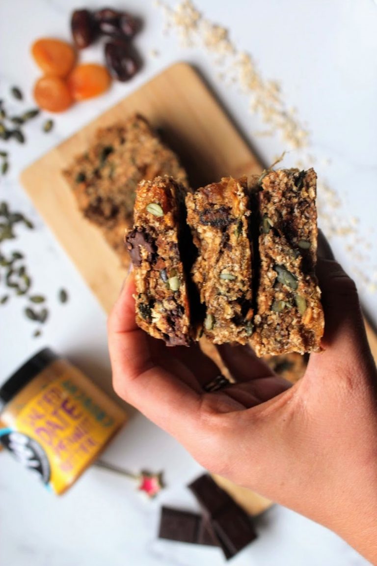Dark Chocolate, Apricot & Pumpkin Seed Energy Bars Indulging